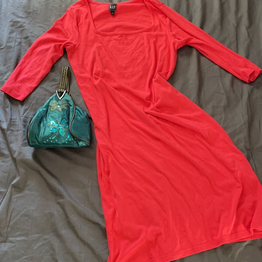GAP ¾ sleeve square-neck knee length dress